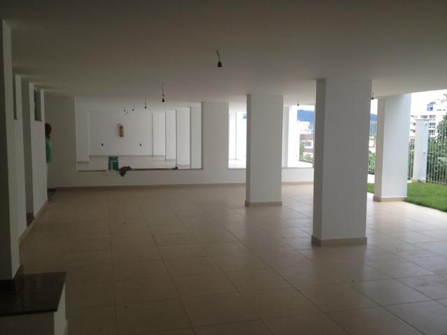 Apartamento à venda com 4 quartos, 250m² - Foto 4