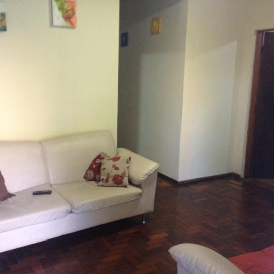 Casa à venda com 3 quartos, 300m² - Foto 3