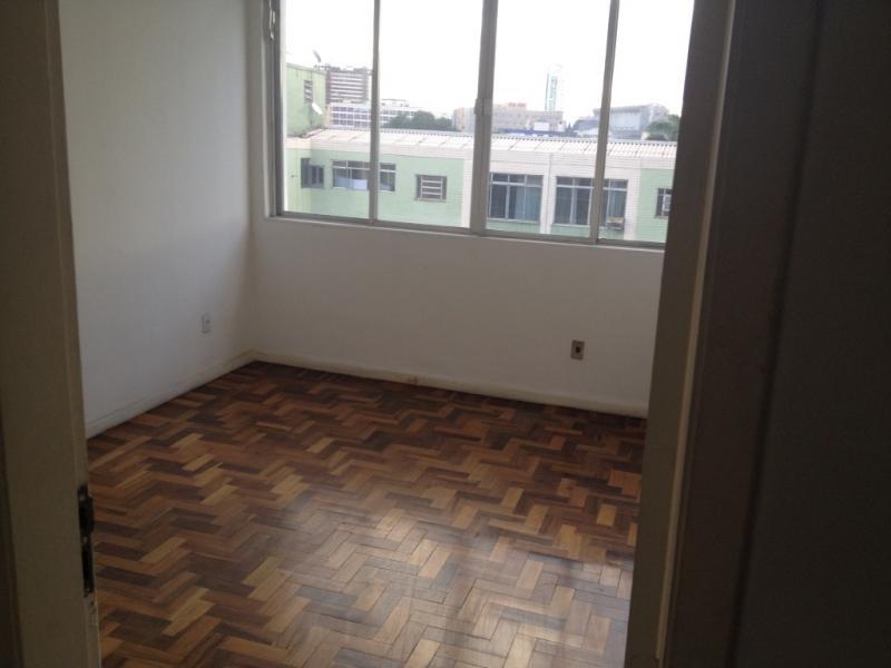 Apartamento à venda com 4 quartos, 194m² - Foto 7