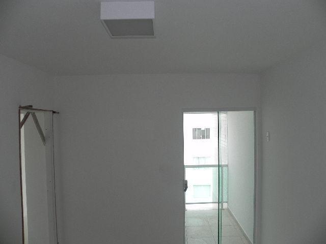 Apartamento à venda com 2 quartos, 80m² - Foto 5