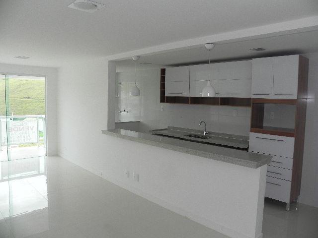 Apartamento à venda com 2 quartos, 80m² - Foto 10