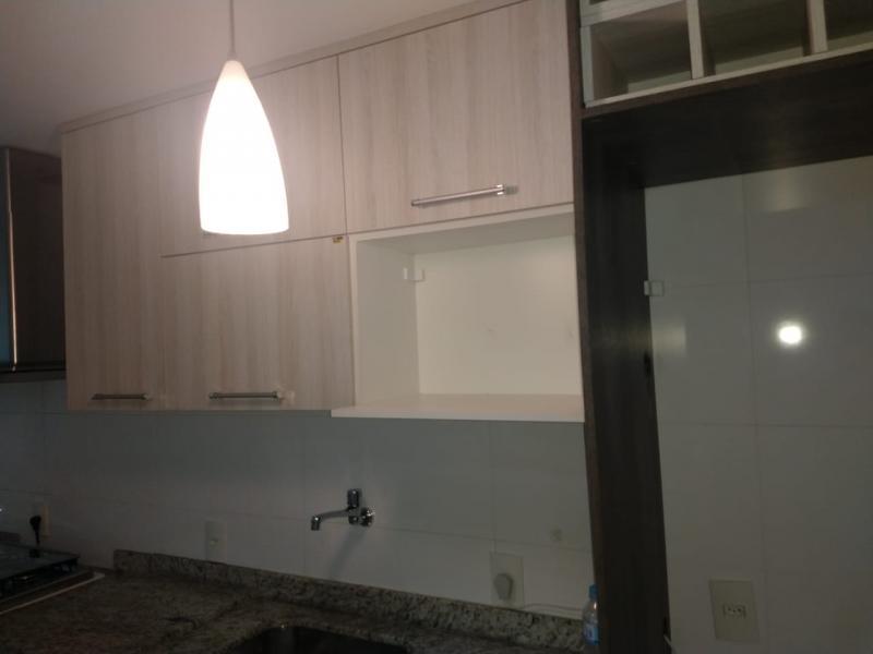 Apartamento à venda com 2 quartos, 85m² - Foto 28