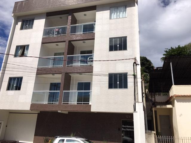 Apartamento à venda com 2 quartos, 75m² - Foto 2