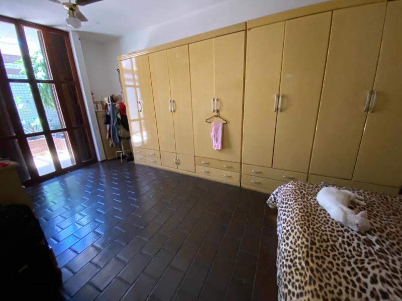 Casa à venda com 4 quartos, 421m² - Foto 12