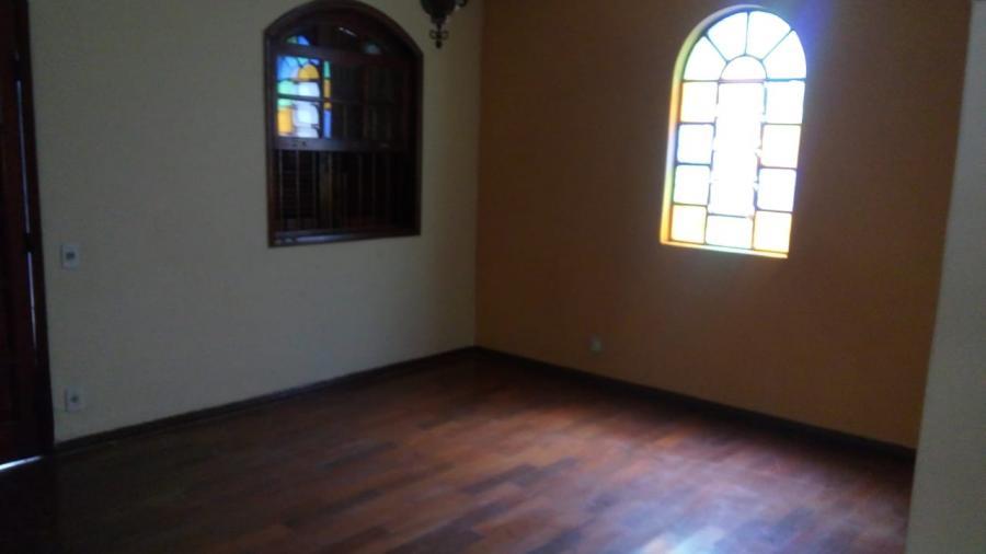 Casa à venda com 4 quartos, 188m² - Foto 12