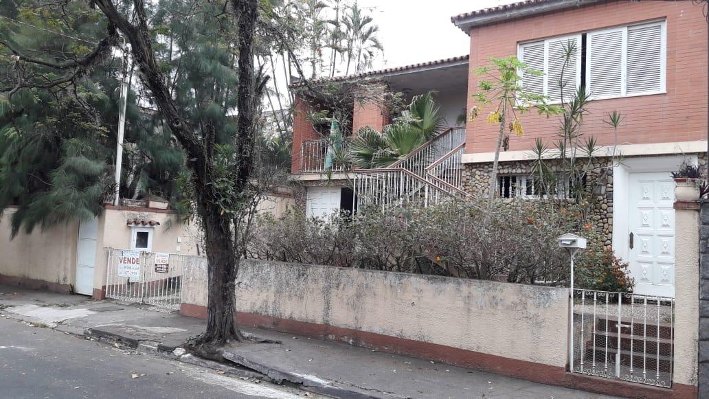 Casa à venda com 3 quartos, 720m² - Foto 12