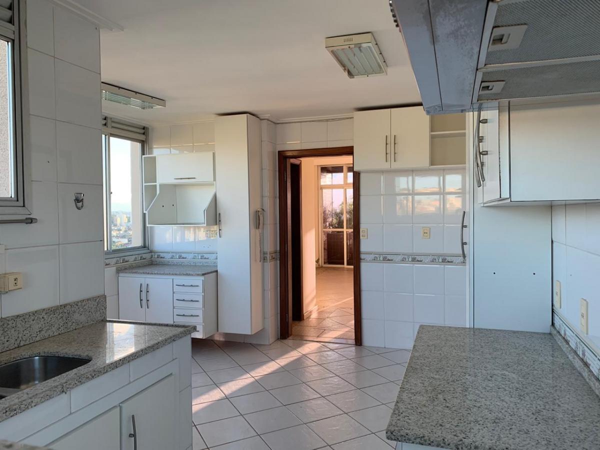 Apartamento à venda com 4 quartos, 258m² - Foto 9