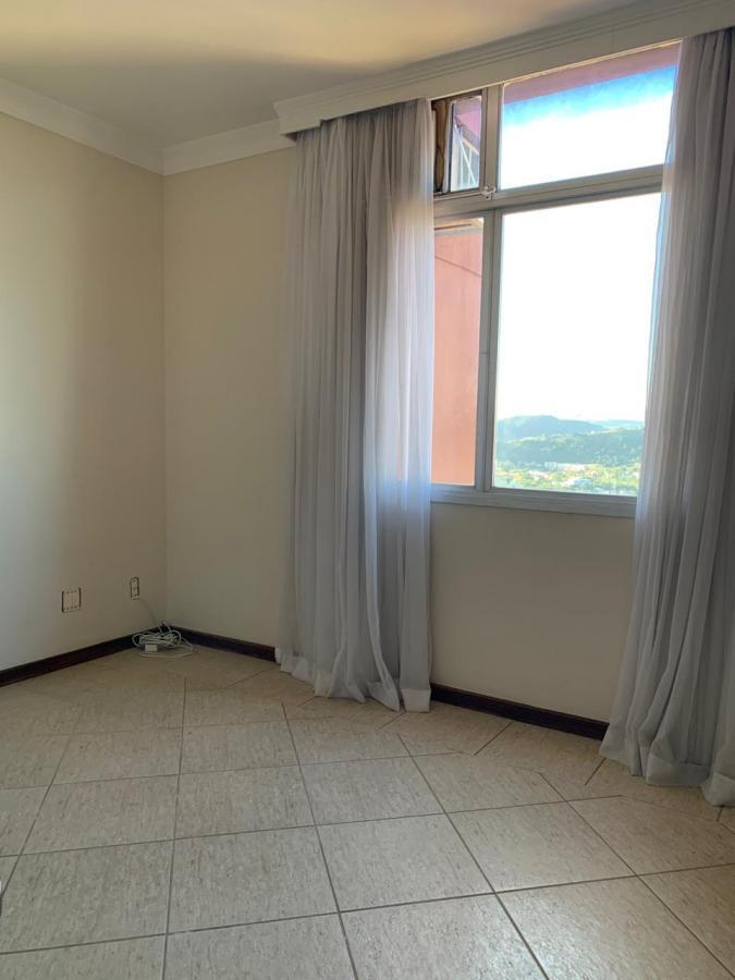 Apartamento à venda com 4 quartos, 258m² - Foto 19