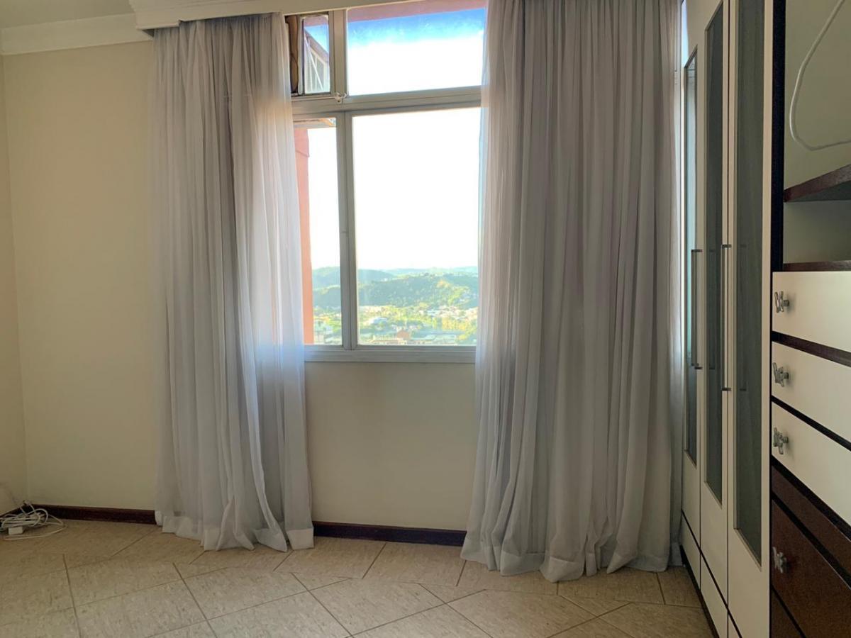 Apartamento à venda com 4 quartos, 258m² - Foto 20