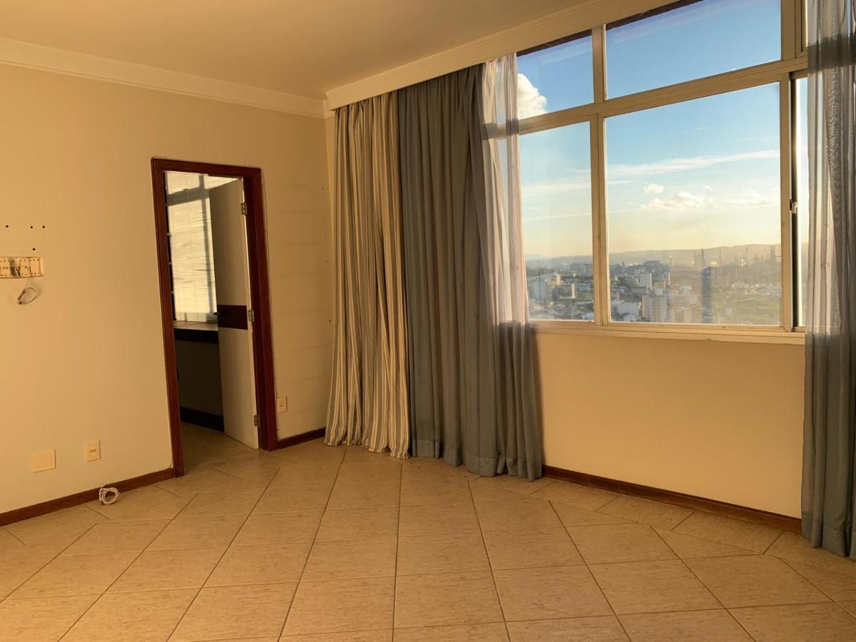 Apartamento à venda com 4 quartos, 258m² - Foto 22