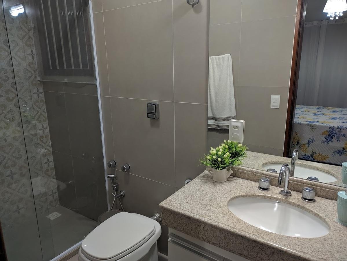 Apartamento à venda com 3 quartos, 117m² - Foto 9