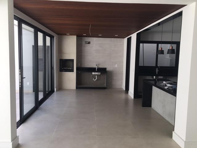 Casa à venda com 4 quartos, 200m² - Foto 7