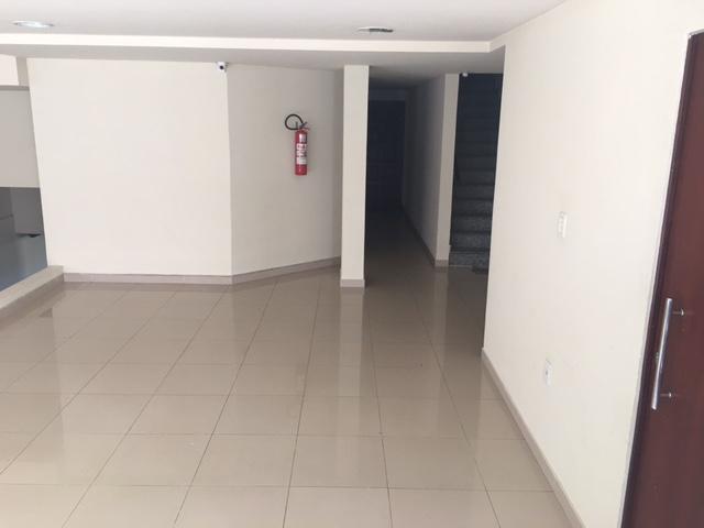 Apartamento à venda com 2 quartos, 63m² - Foto 4