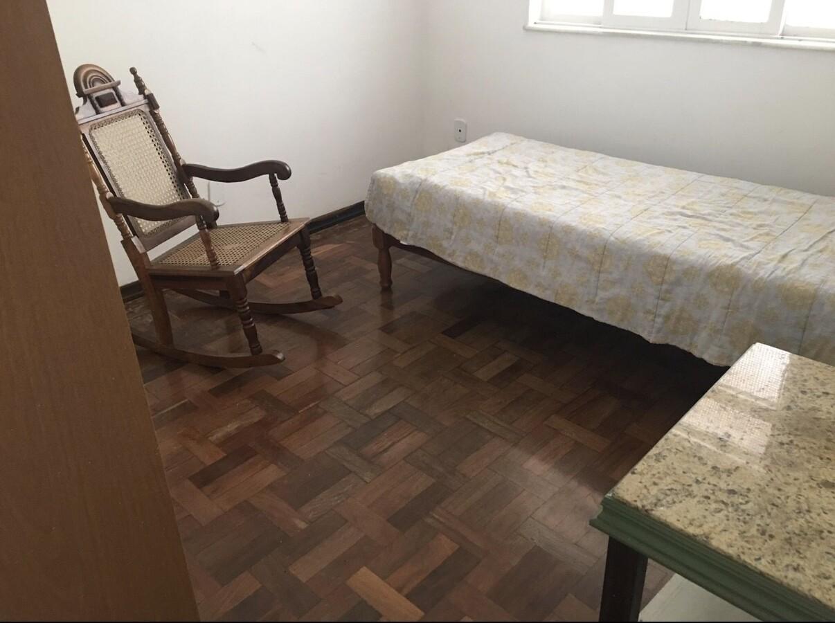 Casa à venda com 4 quartos, 450m² - Foto 13