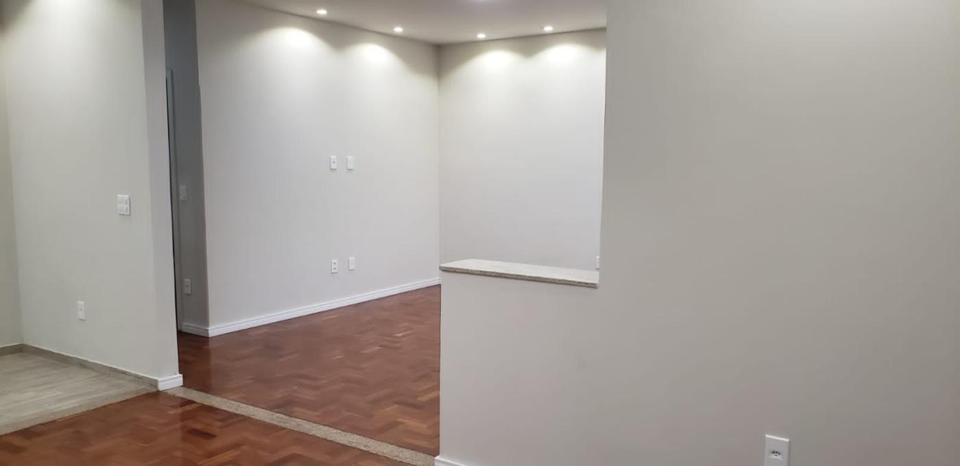 Casa à venda com 4 quartos, 188m² - Foto 17