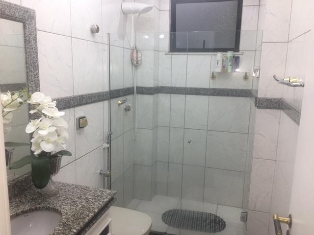 Apartamento à venda com 3 quartos, 218m² - Foto 18