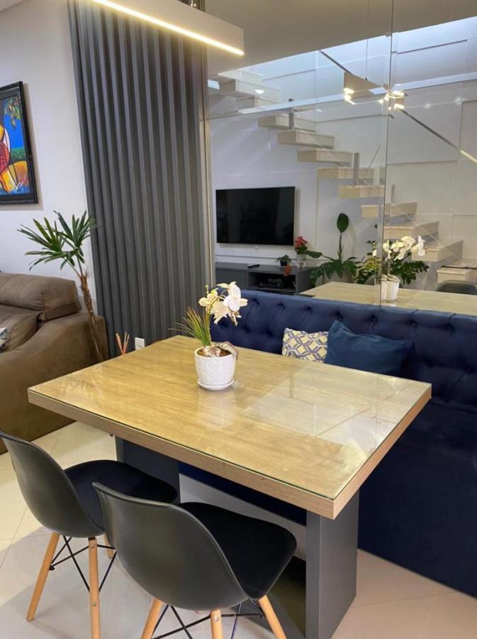 Apartamento à venda com 3 quartos, 193m² - Foto 3