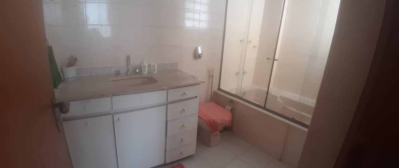 Apartamento à venda com 4 quartos, 180m² - Foto 6