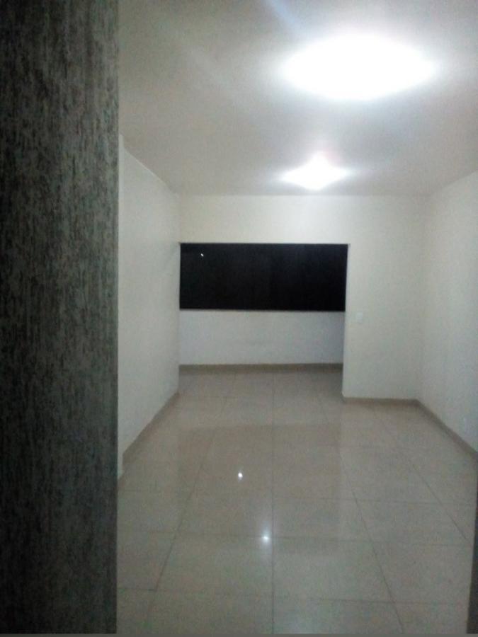 Apartamento à venda com 3 quartos, 142m² - Foto 6