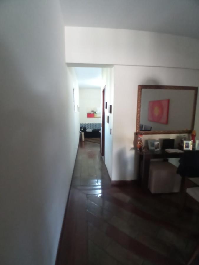 Apartamento à venda com 3 quartos, 149m² - Foto 10