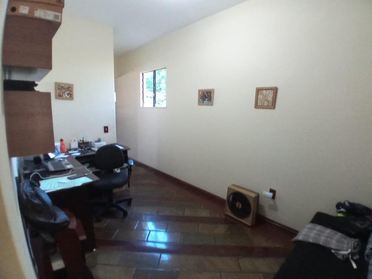 Apartamento à venda com 3 quartos, 149m² - Foto 19