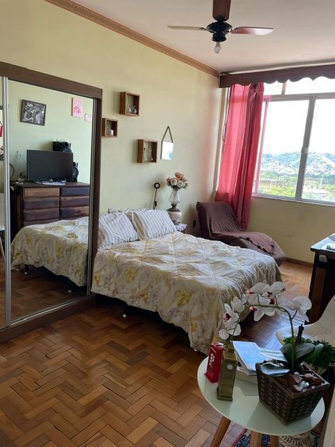 Apartamento à venda com 4 quartos, 130m² - Foto 17