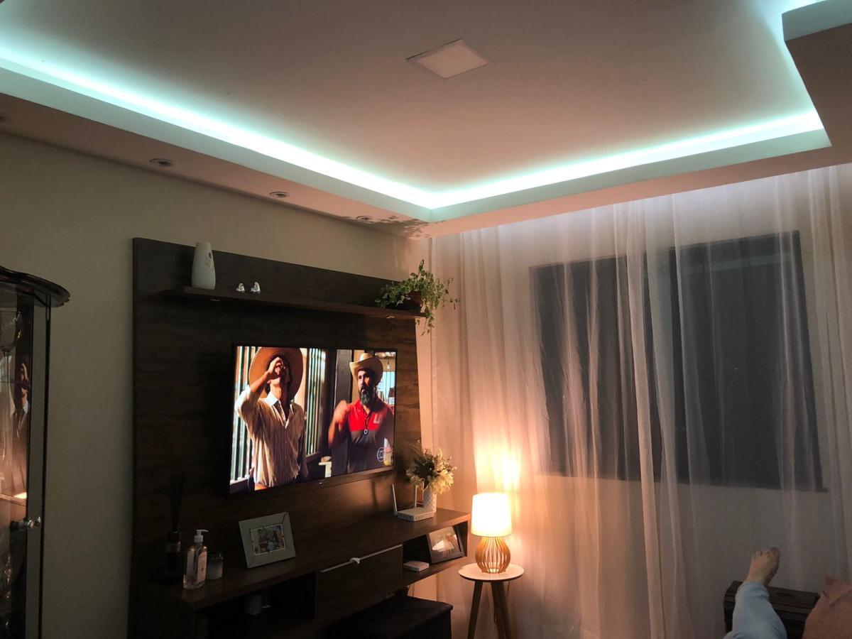 Apartamento à venda com 2 quartos, 60m² - Foto 5