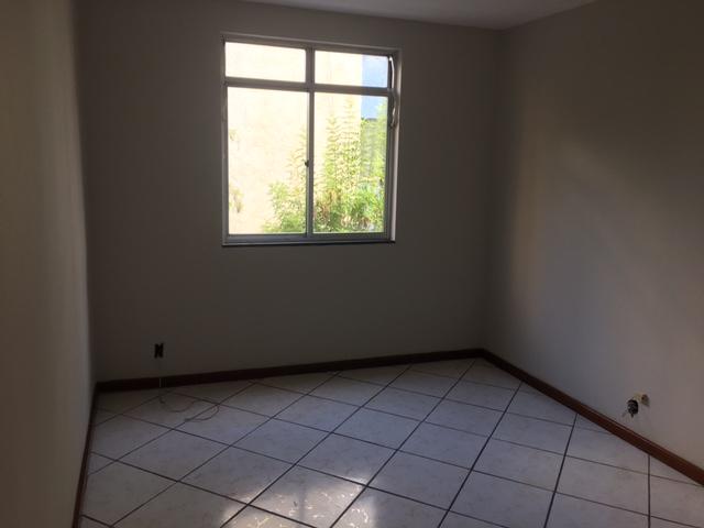 Apartamento à venda com 3 quartos, 66m² - Foto 3