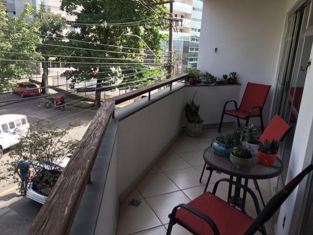 Apartamento à venda com 4 quartos, 231m² - Foto 6