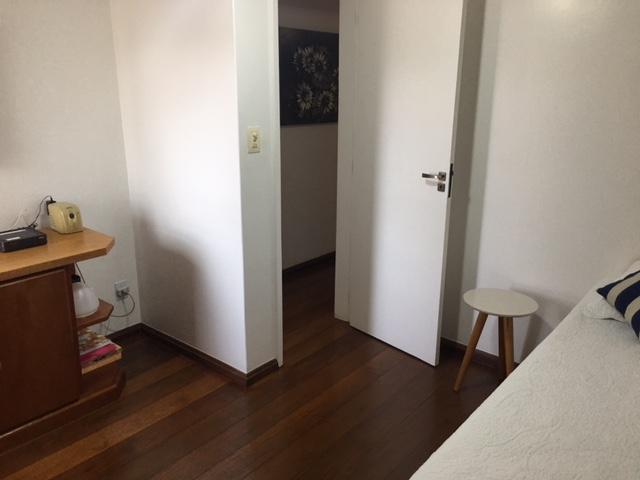 Apartamento à venda com 4 quartos, 231m² - Foto 13