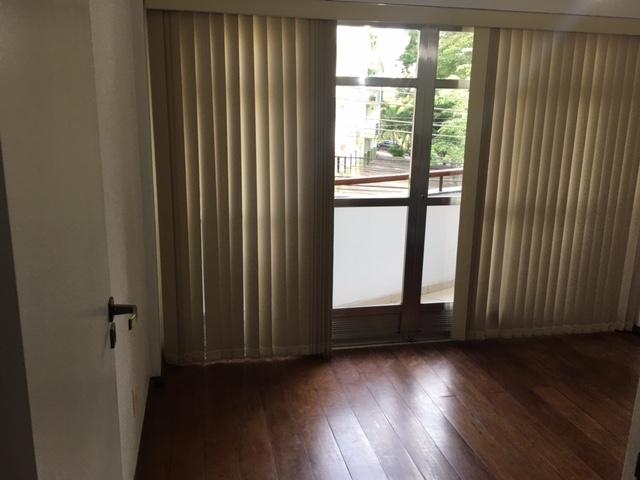 Apartamento à venda com 4 quartos, 231m² - Foto 16