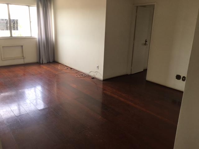 Apartamento à venda com 4 quartos, 152m² - Foto 4