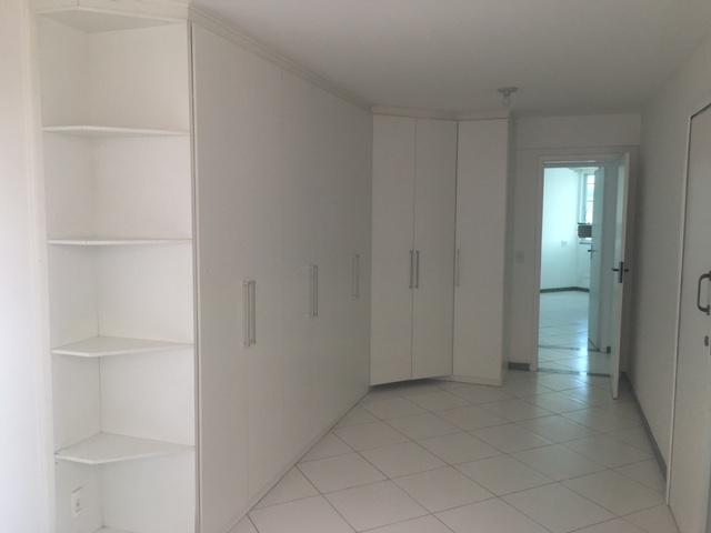 Apartamento à venda com 3 quartos, 199m² - Foto 22