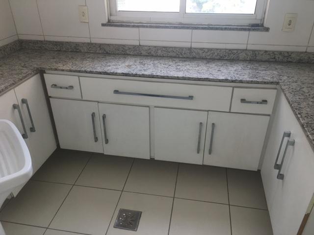 Apartamento à venda com 3 quartos, 199m² - Foto 30