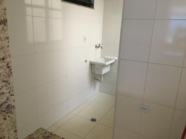 Apartamento à venda com 2 quartos, 60m² - Foto 5