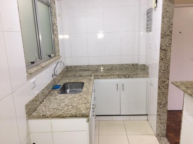 Apartamento à venda com 2 quartos, 60m² - Foto 21