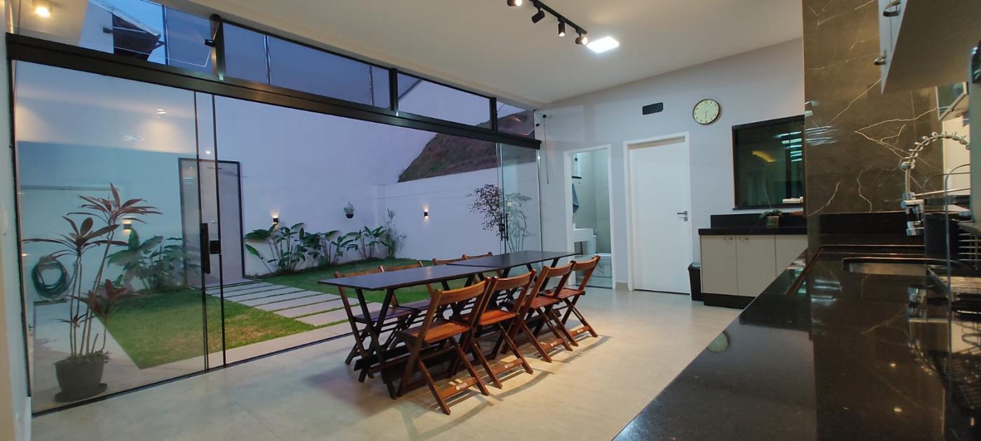 Casa à venda com 3 quartos, 288m² - Foto 8