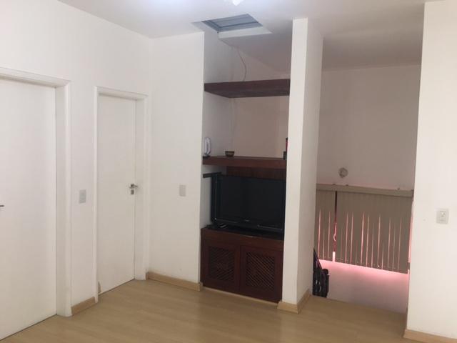 Casa à venda com 4 quartos, 221m² - Foto 17