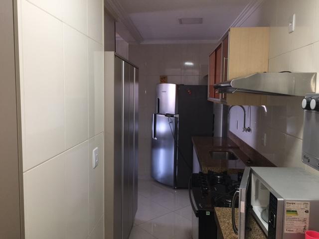 Apartamento à venda com 2 quartos, 70m² - Foto 23