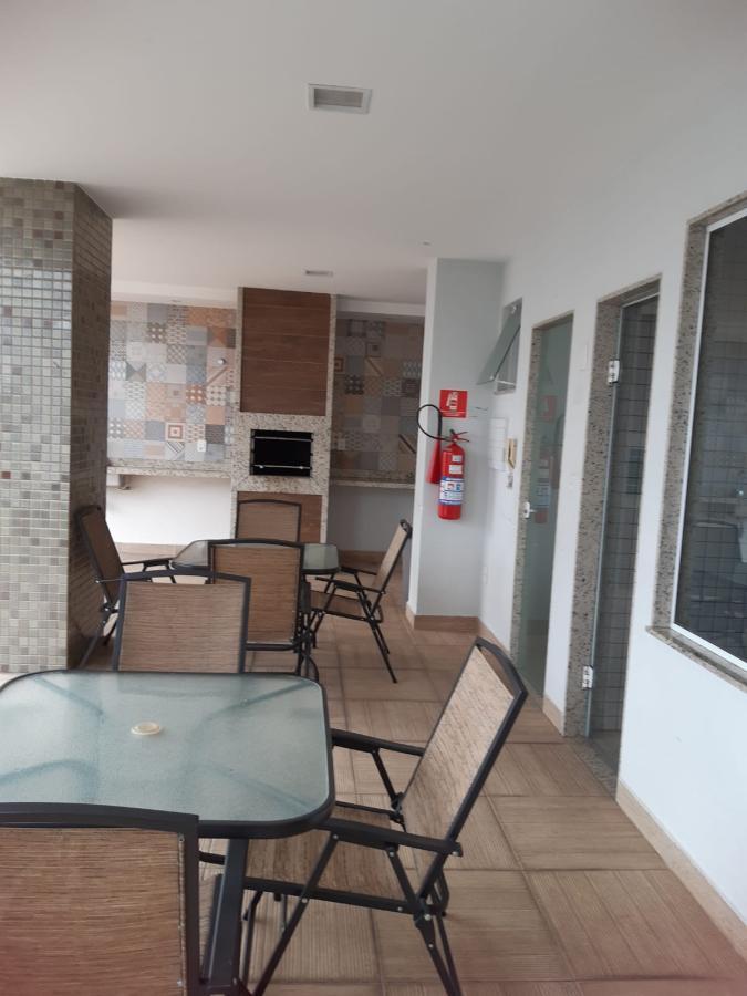 Apartamento à venda com 2 quartos, 70m² - Foto 4