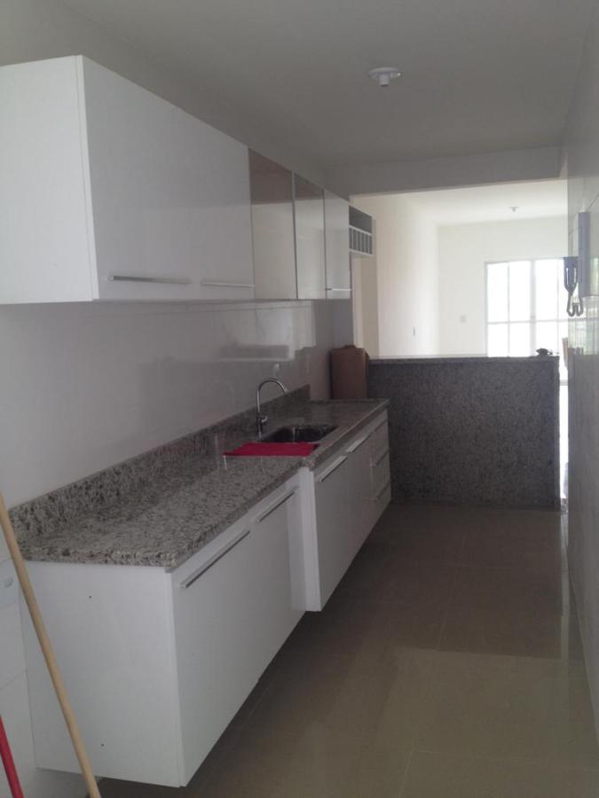 Apartamento à venda com 2 quartos, 70m² - Foto 12