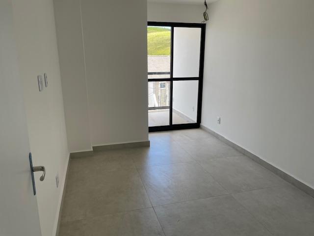 Apartamento à venda com 3 quartos, 121m² - Foto 22