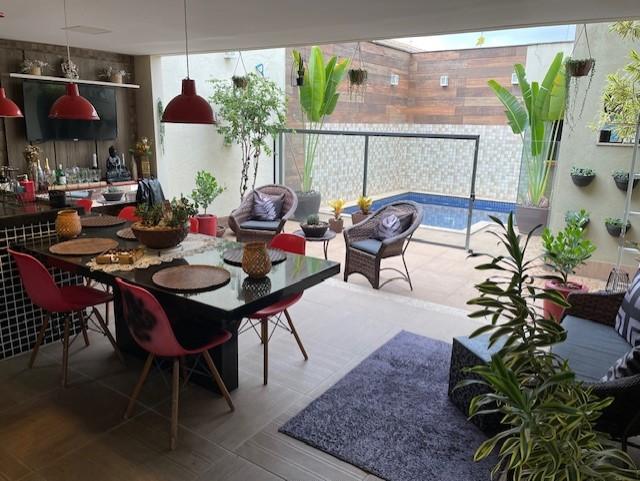 Casa à venda com 3 quartos, 300m² - Foto 6