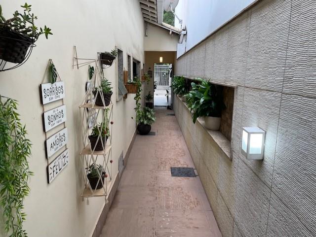 Casa à venda com 3 quartos, 300m² - Foto 14