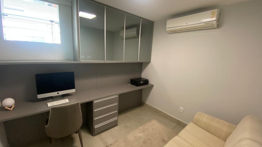 Apartamento à venda com 3 quartos, 137m² - Foto 28