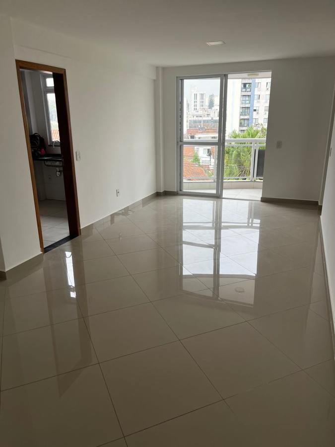 Apartamento à venda com 3 quartos, 141m² - Foto 7