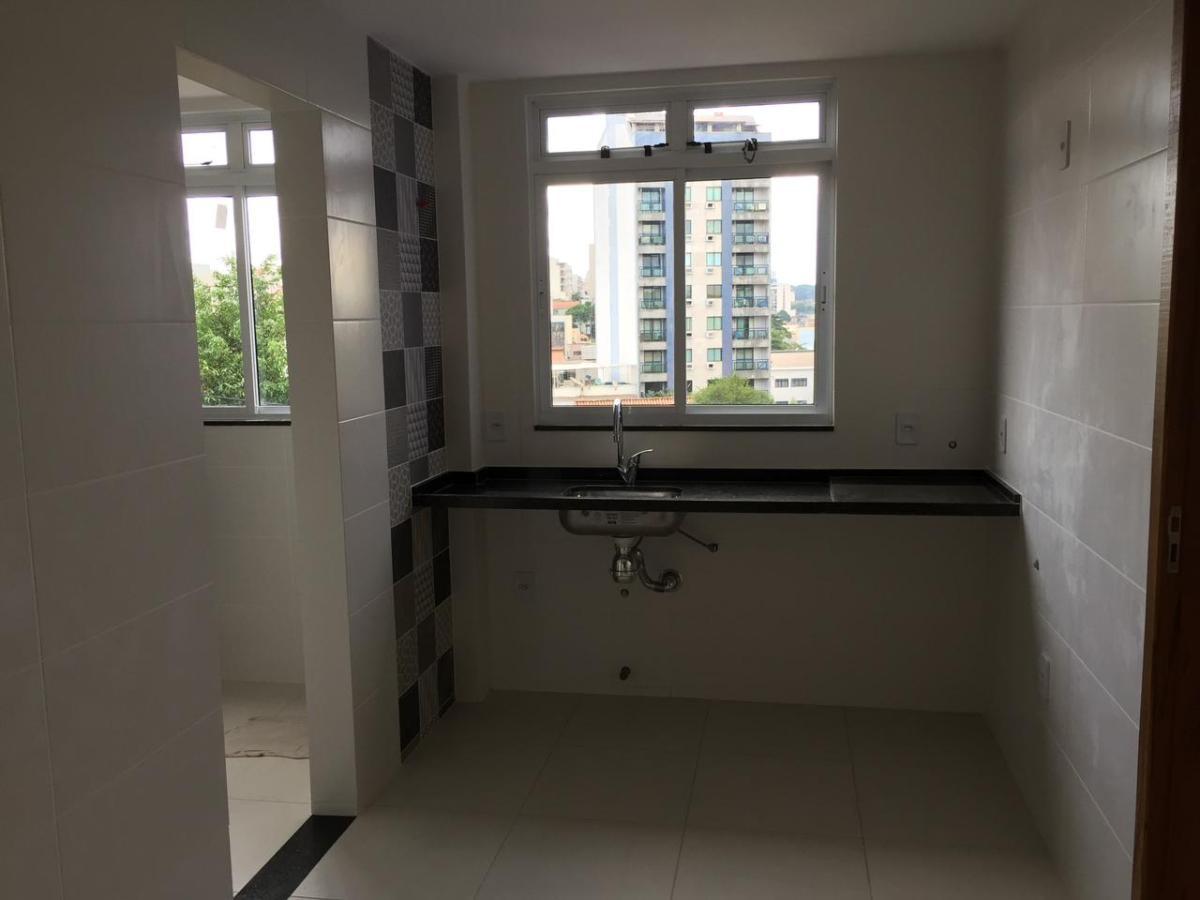 Apartamento à venda com 3 quartos, 141m² - Foto 28