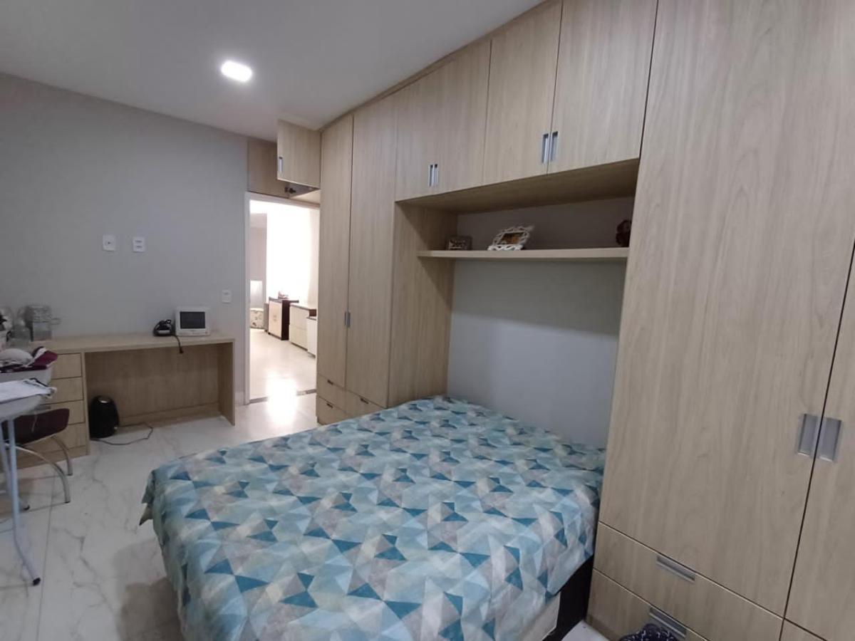 Casa à venda com 4 quartos, 367m² - Foto 19