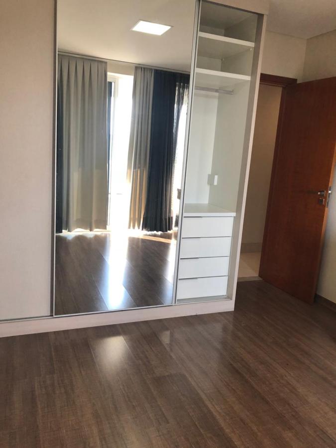 Apartamento à venda com 3 quartos, 159m² - Foto 9