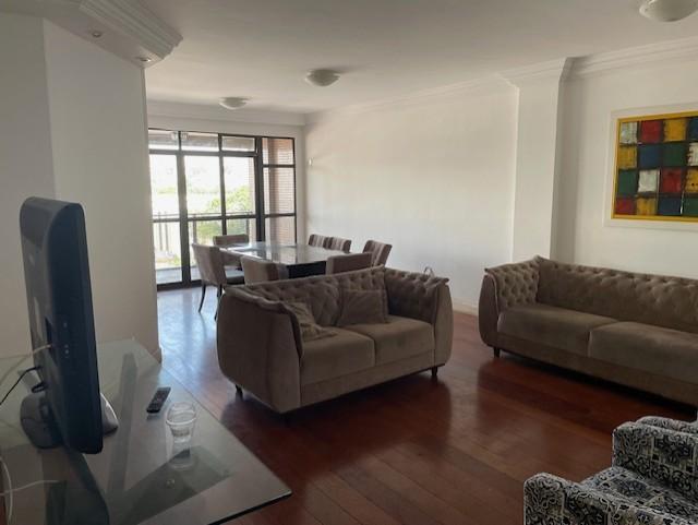 Apartamento à venda com 4 quartos, 210m² - Foto 9